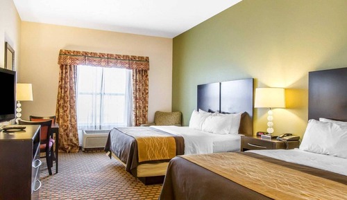 Standard Room, 2 Queen Beds, Non Smoking