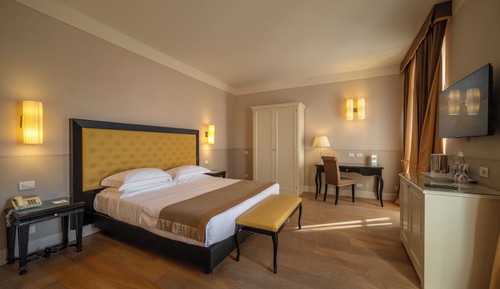 Classic Suite (SPA Access)