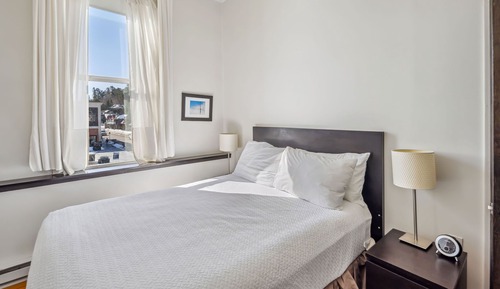 Quadruple Room, Ensuite, Park View (Suite 02: queen partial l)