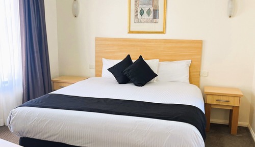 One Bedroom Apartment