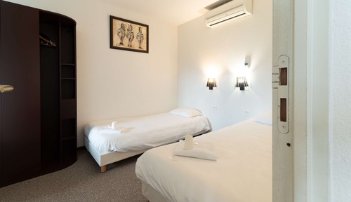 Standard Room, Multiple Beds