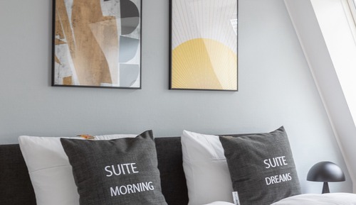 One-bedroom Duplex Suite L with balcony