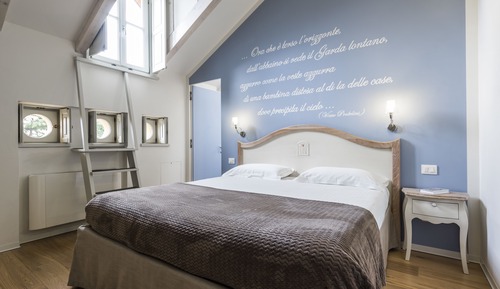 Romantic Room