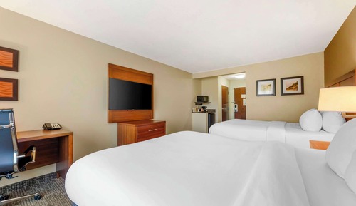 Standard Room, 2 Queen Beds, Non Smoking