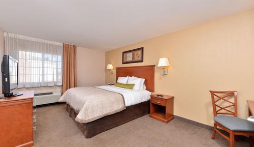 Studio, 1 Queen Bed, Accessible (Communications, Mobility)