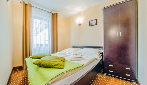 Apartment (A 44)