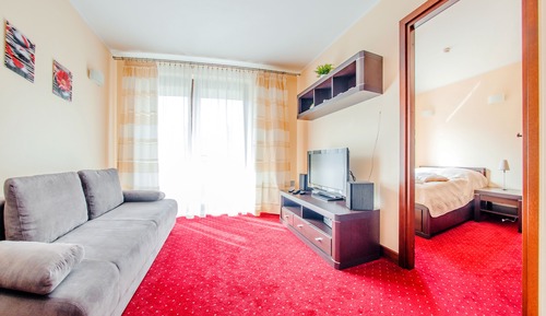 Apartment (C 20)