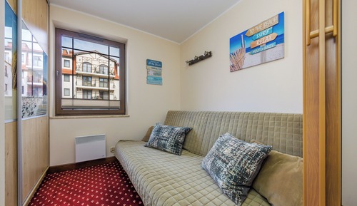 Apartment (D 13)