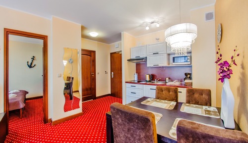 Apartment (D 5)