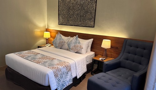 Deluxe Room, 1 Queen Bed, Non Smoking