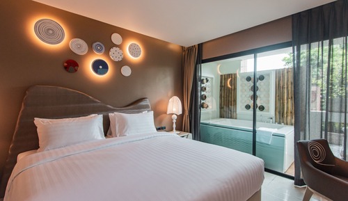 Superior Double Room with Jacuzzi
