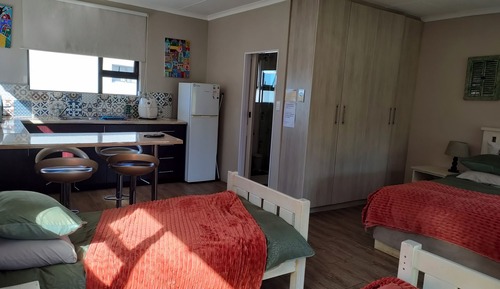 Family Room (Sea Breeze)