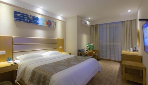 Business King Room