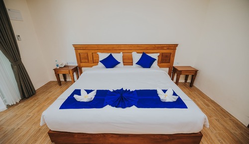 Deluxe Story, 1 King Bed
