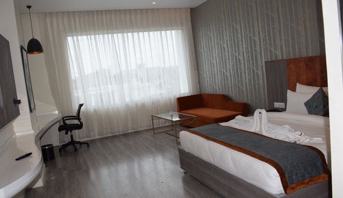 Executive Room