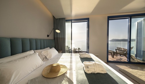 Junior Room, Sea View (Suit)