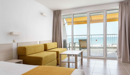 Double Superior Sea View 3 Adults