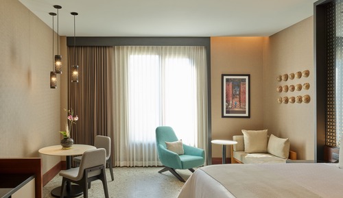 Premium Room, 1 King Bed