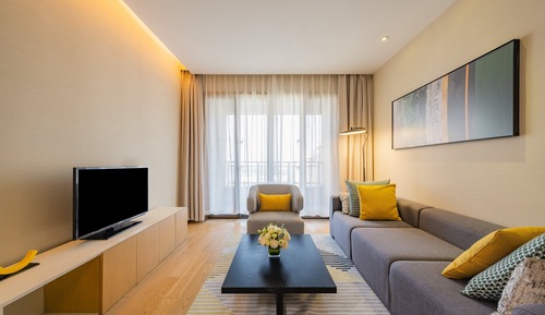 Suite, 1 Bedroom, Balcony (Bath Shower Combination)