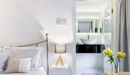 Double Room (Luxury King)