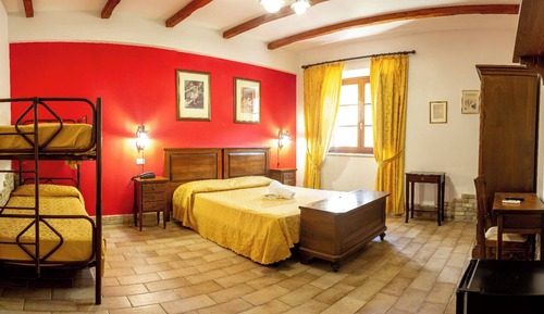 Standard Quadruple Room