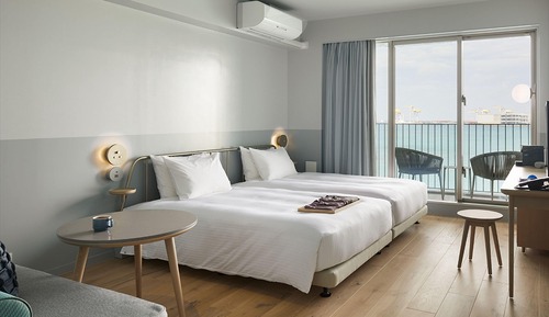 Superior Twin Room (with 1 sofa bed)