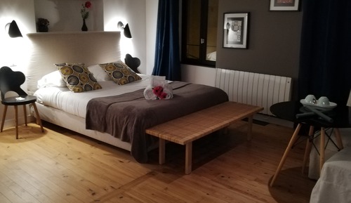 Double Room (Pavin)