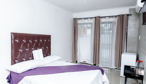 Double Room 7