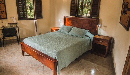 Deluxe Cabin (River)