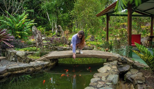 Comfort Room, Garden View