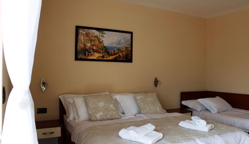 Panoramic Triple Room