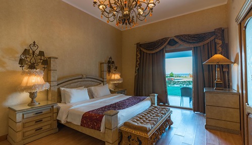 Royal Suite