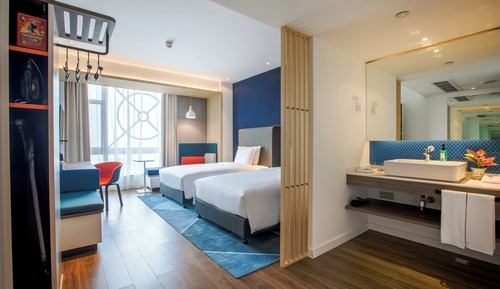 Standard Room, 2 Twin Beds (Extra Floor Space)