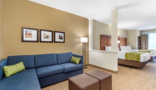 Suite, 2 Queen Beds, Accessible, Non Smoking