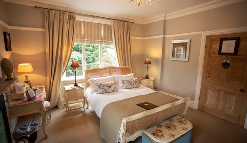 Double Room (Elgar)