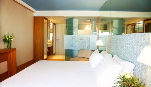Deluxe Double Room, Private Pool, Corner