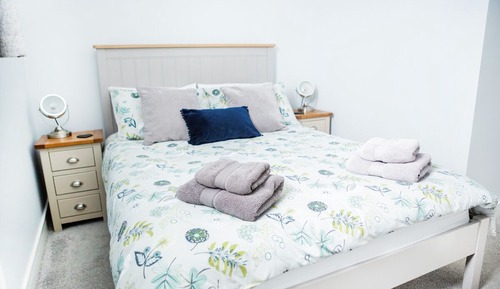 Double Room (Ivy)