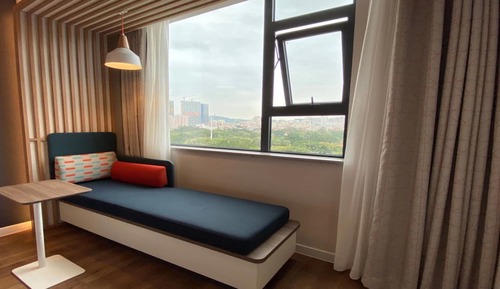 Suite, 1 King Bed