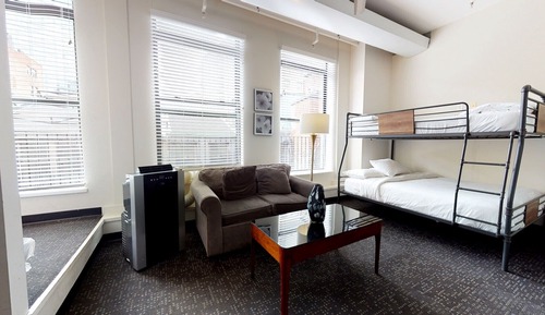 Deluxe Studio, Bunk Bed