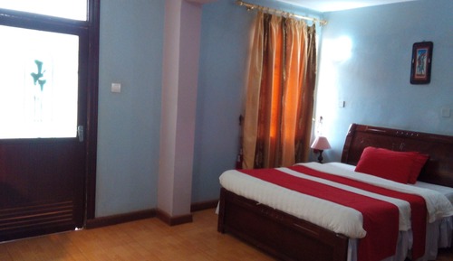 Executive Room