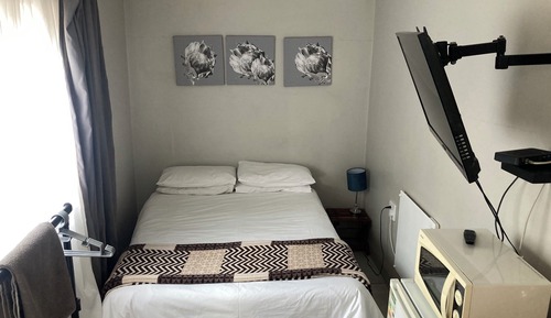 Basic Double Room