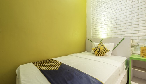 Deluxe Single Room