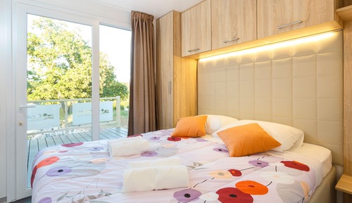 Premium Mobile Home, 2 Bedrooms, Terrace