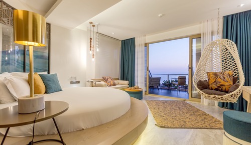 Deluxe Double Room, 1 Queen Bed, Jetted Tub, Sea View