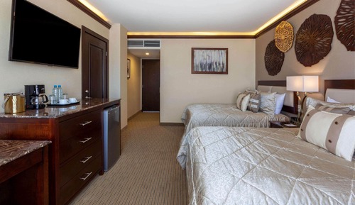 Standard Room, 2 Queen Beds, Non Smoking