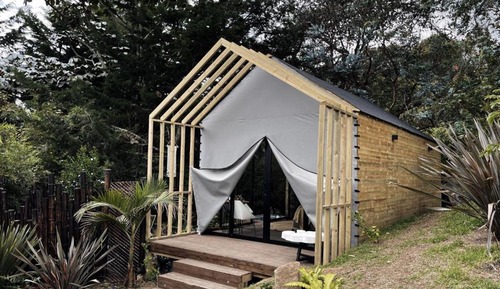 Exclusive Cabin