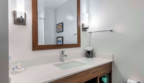 Suite, 2 Queen Beds, Accessible, Non Smoking