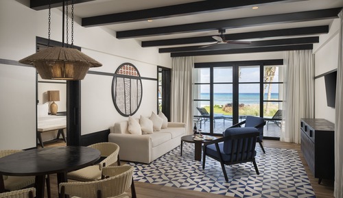 Privilege Swim Up Master Suite