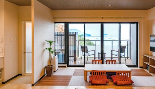 Western modern Japanese-western room with open-air bath Non-smoking