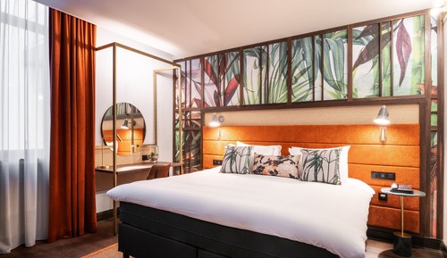 Standard Room, 1 Queen Bed